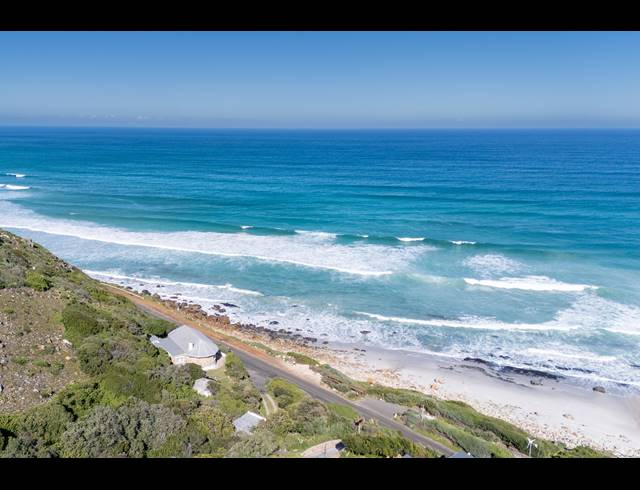 890M² VACANT LAND FOR SALE IN MISTY CLIFFS